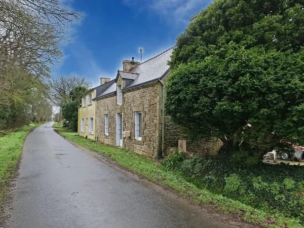 MAISON EN CAMPAGNE - TERRAIN 2,4 HECTARES