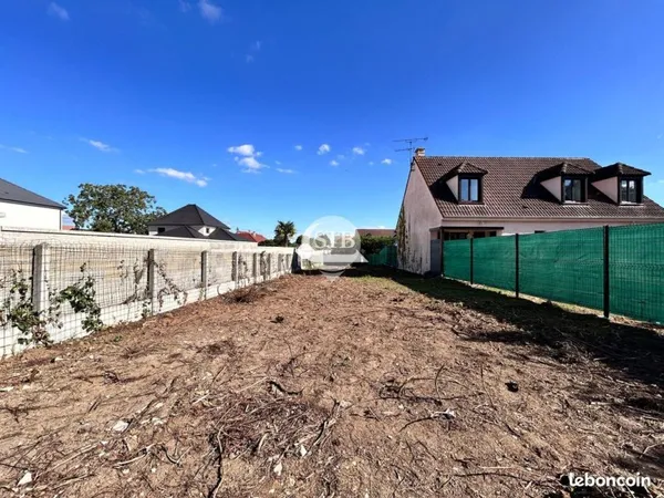 Terrain 325 m² Saint-Germain-lès-Arpajon