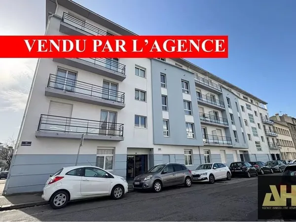 BREST CENTRE SIAM - APPARTEMENT DE 85 M2 AVEC TERRASSE - ASCENSEUR ET GARAGE SÉCURISÉ - RÉSIDENCE RÉ