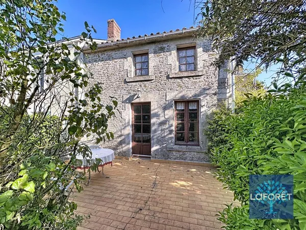 Maison 4 pièces 156 m²