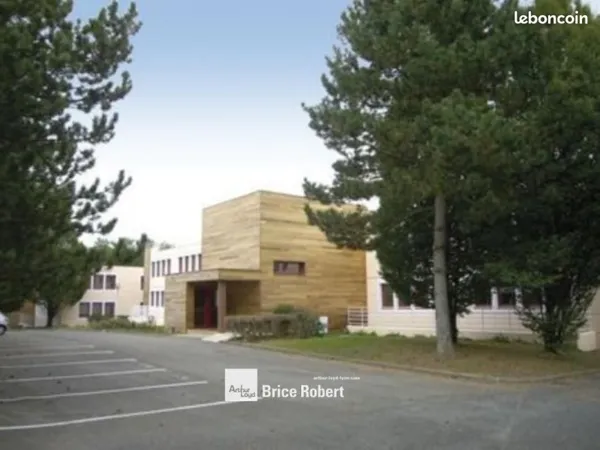 Bureaux 67 m²