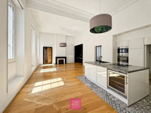 Appartement 5 pièces 129 m²