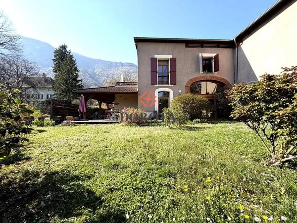 Appartement T2 d'exception au charme unique