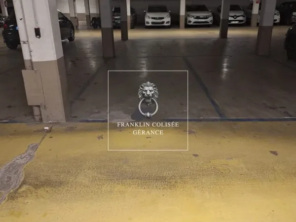 Garage Parking à louer VILLEJUIF