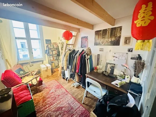 Studio 1 pièce 13 m²