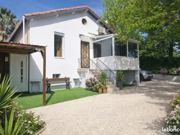 Maison 4 pièces 186 m²