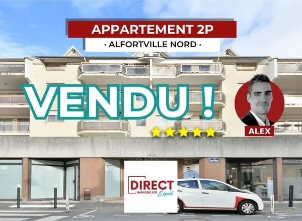2 PIECES - TERRASSE + PARKING + CAVE