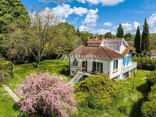 Maison 9 pièces 175 m²