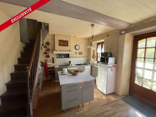 Maison de village pour résidence sec ou primo ac.