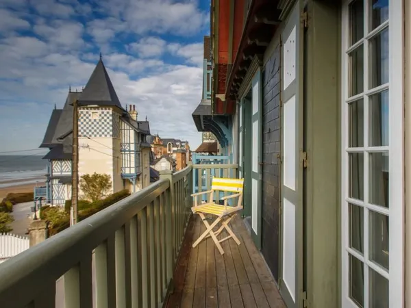 TROUVILLE SUR MER - MAISON 2 CHAMBRES - FACE MER