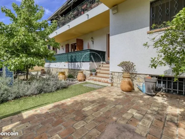 Appartement 4 pièces 114 m²