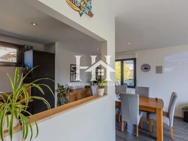 Magnifique Villa Rénovée de 145 m² avec Terrain de 833 m²