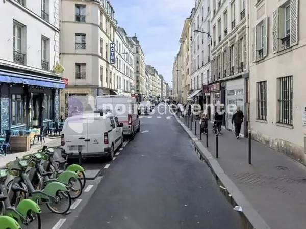 Local commercial 190 m²