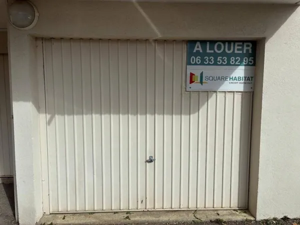 Stationnement Vente Saint-Priest-en-Jarez   146€