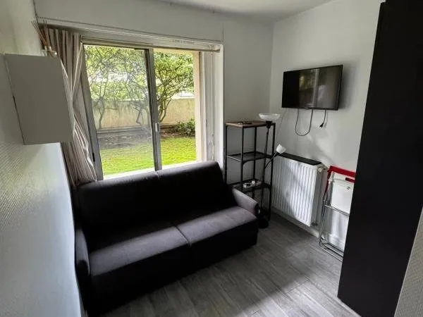 Vends studio - 10.5m² - 1 pièce - Paris 17ème