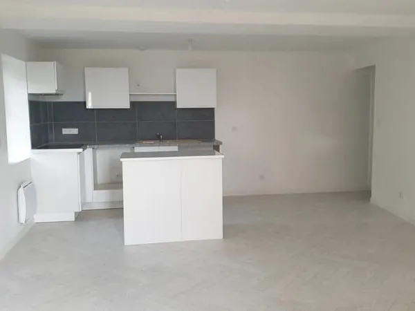 Appartement Le Coudray Macouard 5 pièce(s) 100 m2