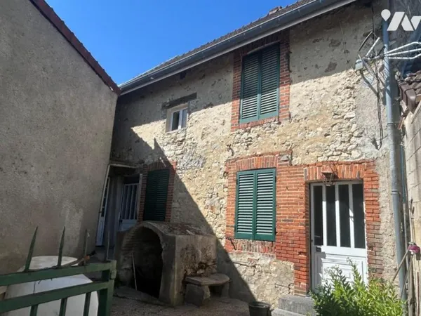 Maison 10 pièces 160 m²