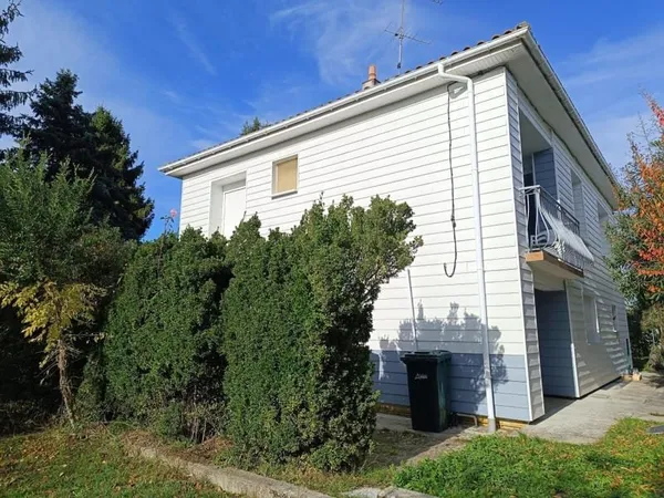 Maison avec jardin