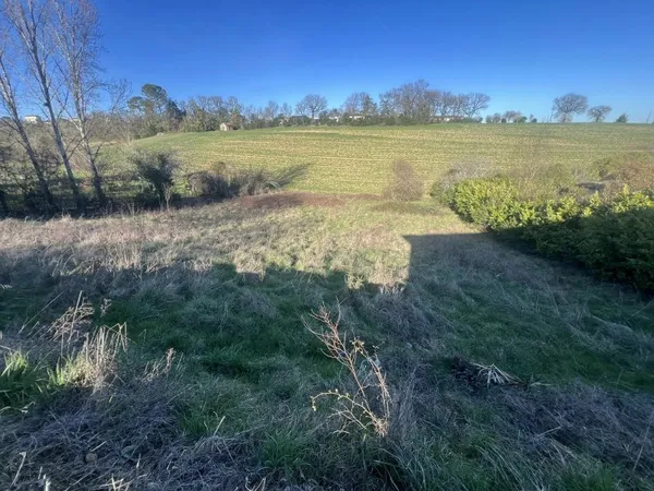 Terrain en individuel 2165 m²