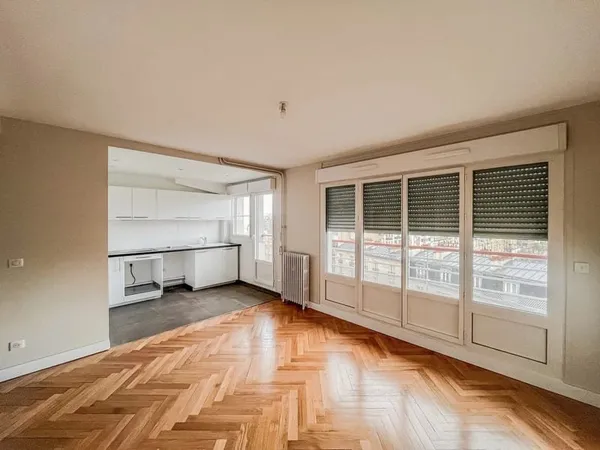 PARIS XV - BEAU 2 PIÈCES 48M² - RUE FELIX FAURE