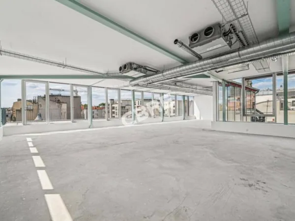 Bureau 6 pièces 1083 m²