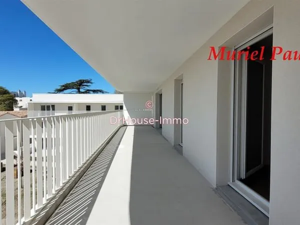 T5 Moderne Avec Grand Balcon Et Parkings