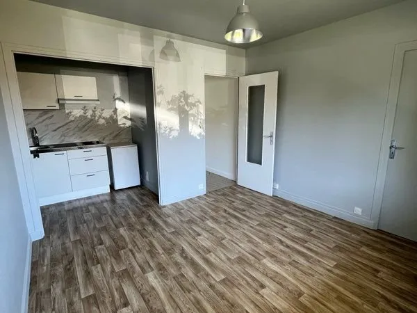 Appartement F2 Nancy fac de lettre