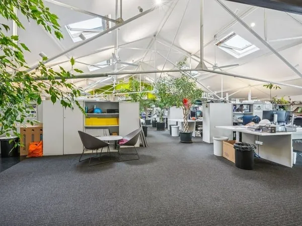 Bureaux 580 m²