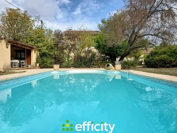 Maison Vente Draguignan 8p 320m² 775000€