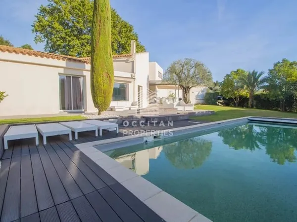 Villa contemporaine avec piscine - Terrain 1200 m2 - Mougins