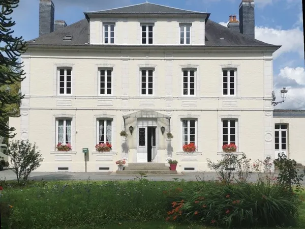 Maison Bourgeoise à vendre 10 pièces LA FRENAYE (76)