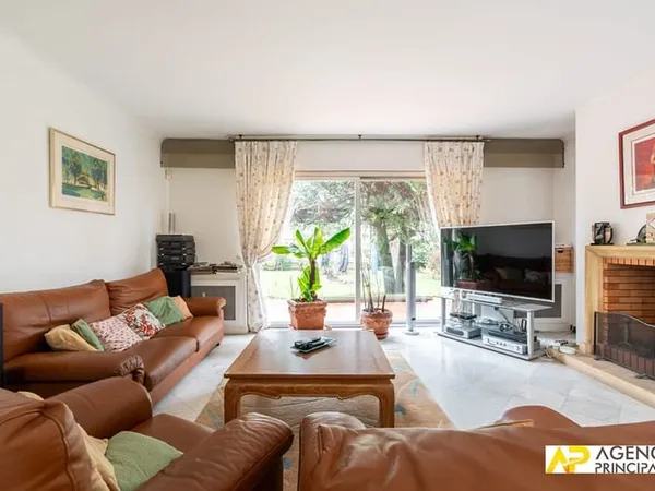 Propriété Maisons Laffitte - 8 pièce(s)