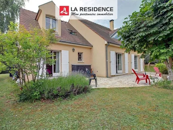 Maison 8 pièces 227 m²