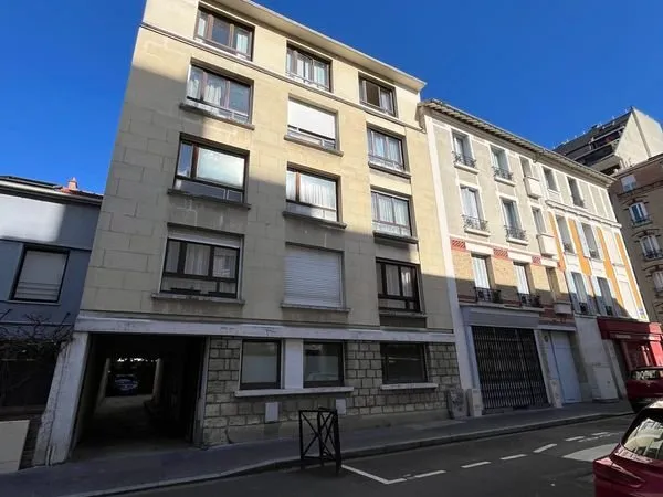 Appartement 2 pièces et cave privative