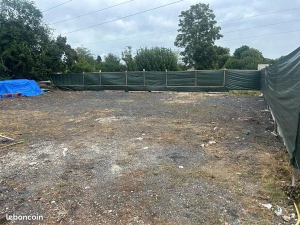 Terrain location pour stockage