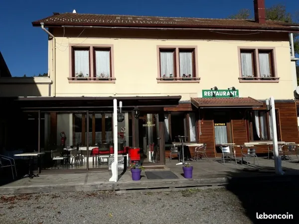Bonsejour Mur et fond café restaurant +gite ou chambres