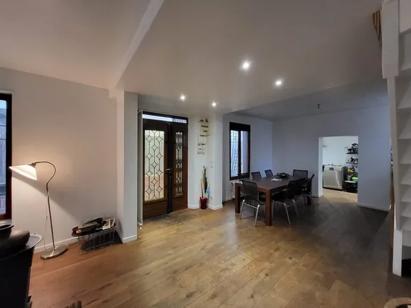 Grand triplex - 85m2- quartier Renoir-Métro à Asnières-sur-Se