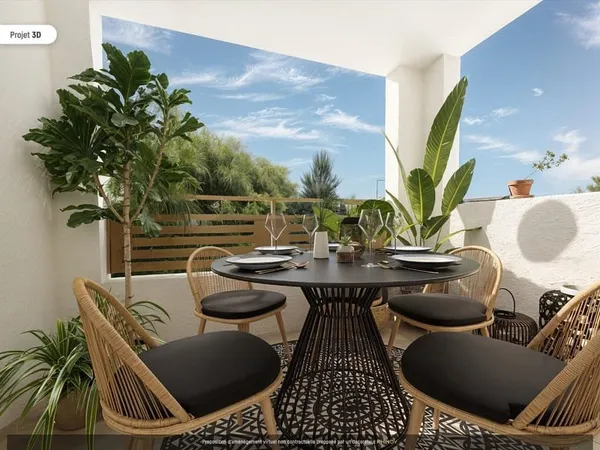 VENTE - FREJUS - APPARTEMENT 3 PIECES DE 67M2 AVEC GARAGE ET CELLIER