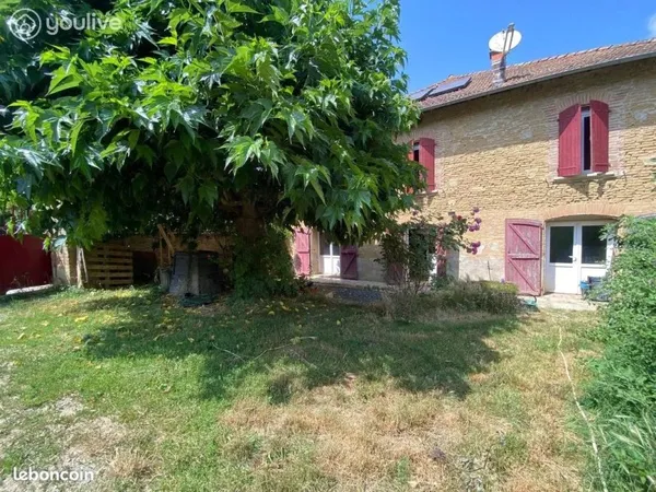 Maison de village 6 pièces 330 m²