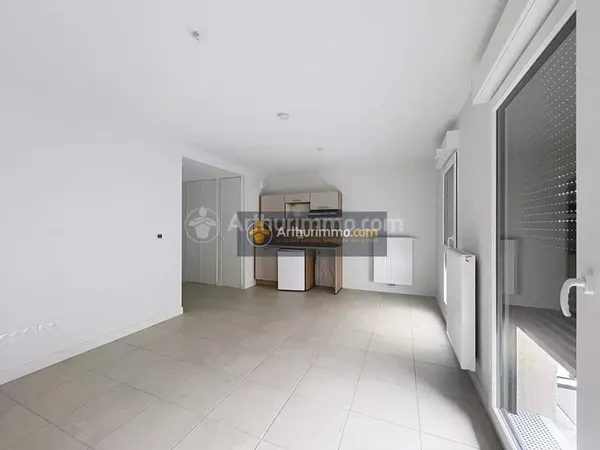 APPARTEMENT NEUF - T1 - 30.65 M2 - 1er Mai