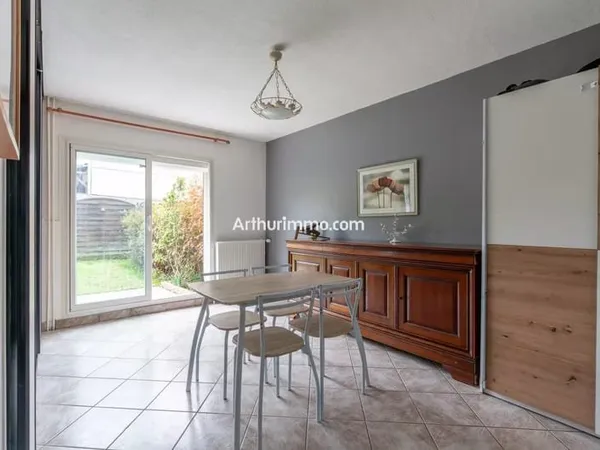 PETIT VAL - MAISON 3 PIECES 63 M² - 2 CHAMBRES - SOUS SOL TOTAL - UN PARKING PRIVATIF