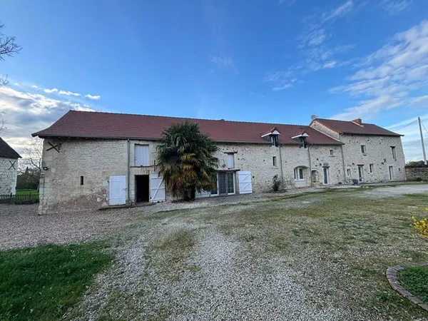 Propriété de charme à Dangé Saint Romain