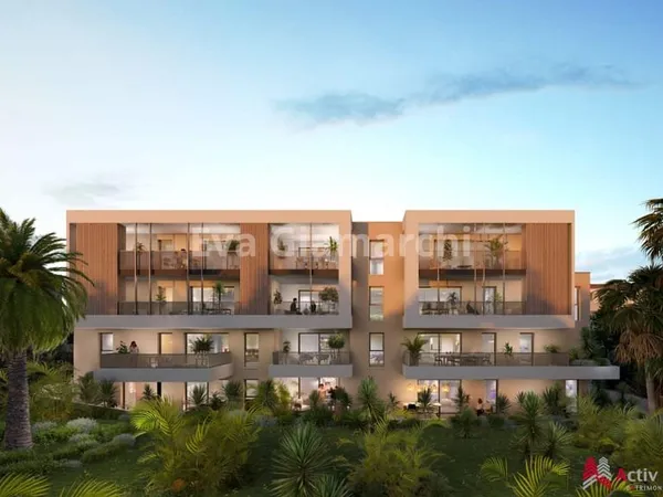T4 à Sète sur une zone boisée préservée.