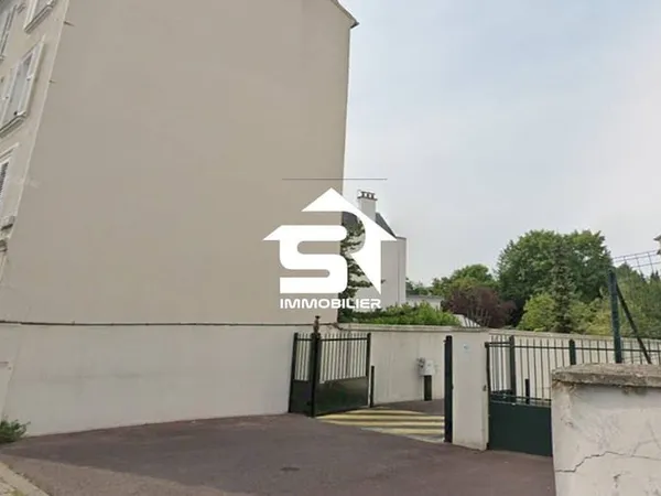 Parking 12 m²