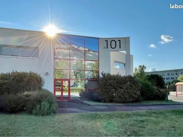 Local / bureaux de 109m2