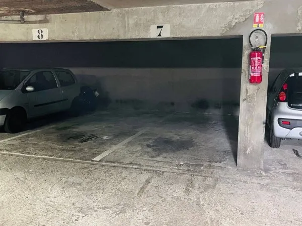 Parking 10 m²