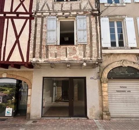 IMMEUBLE Local + plateau