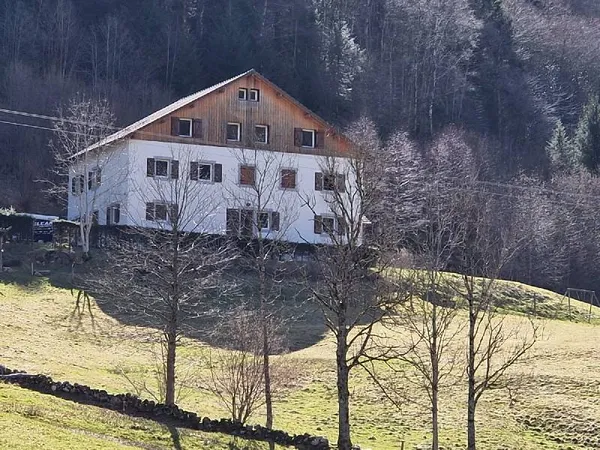 Maison 10 pièces 450 m²