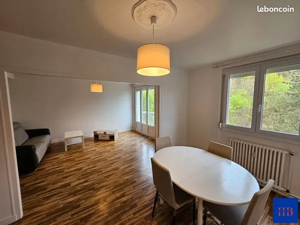 Appartement 2 pièces 64 m²