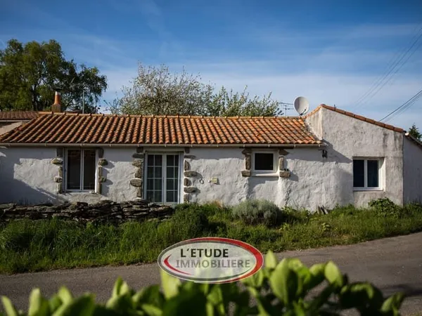 LES MOUTIERS, LA CAMPAGNE A LA MER : ensemble de 135 m2 habi